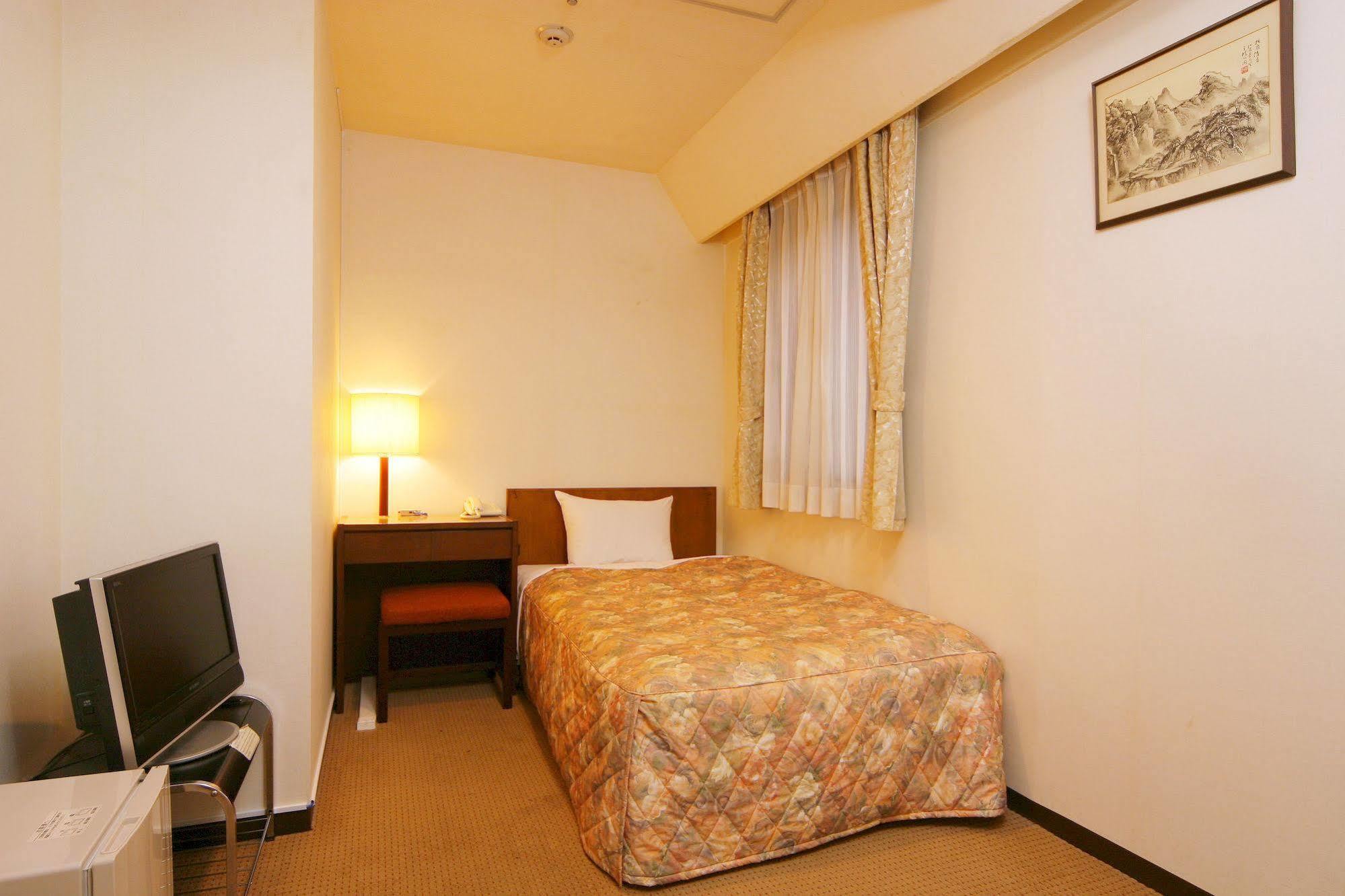 Marroad Inn Omiya Saitama Exteriör bild